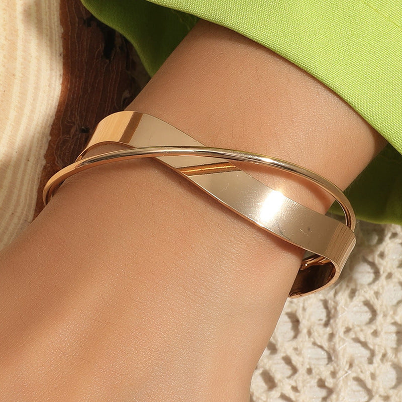 Minimalist Open-Ended Metal Bracelet